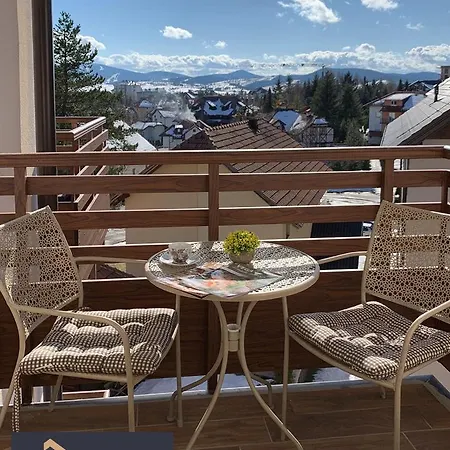 アパート Dadja & *